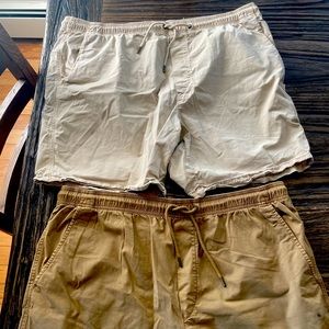 American eagle trekker shorts